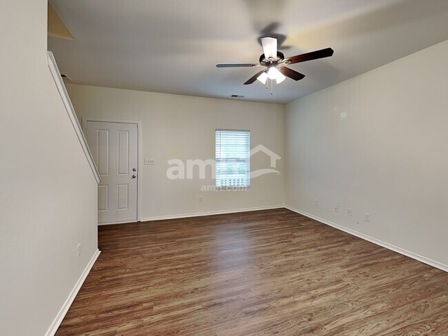 Foto del edificio - 12313 Downy Birch Rd