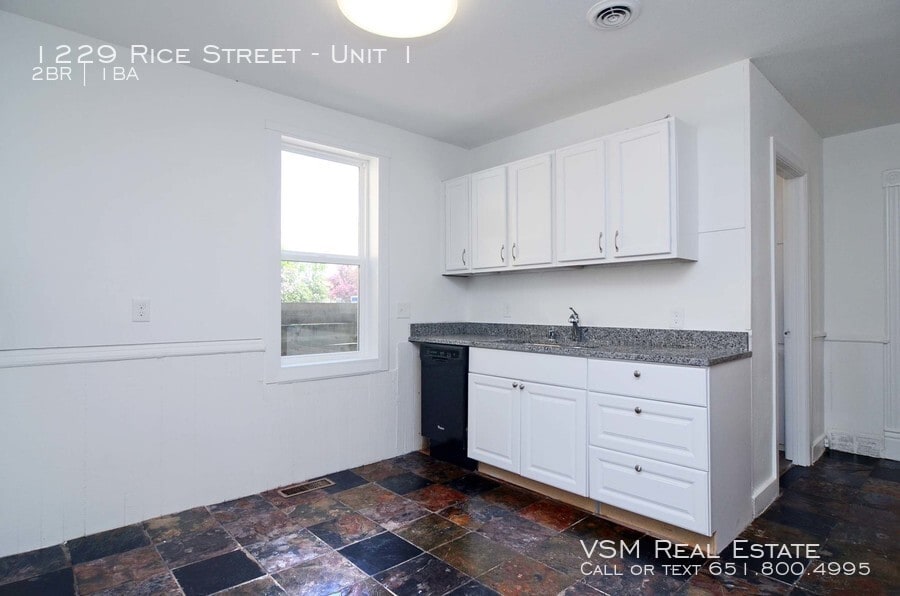 1229 Rice St Unit 1, Saint Paul, MN 55117 Apartment for Rent in Saint