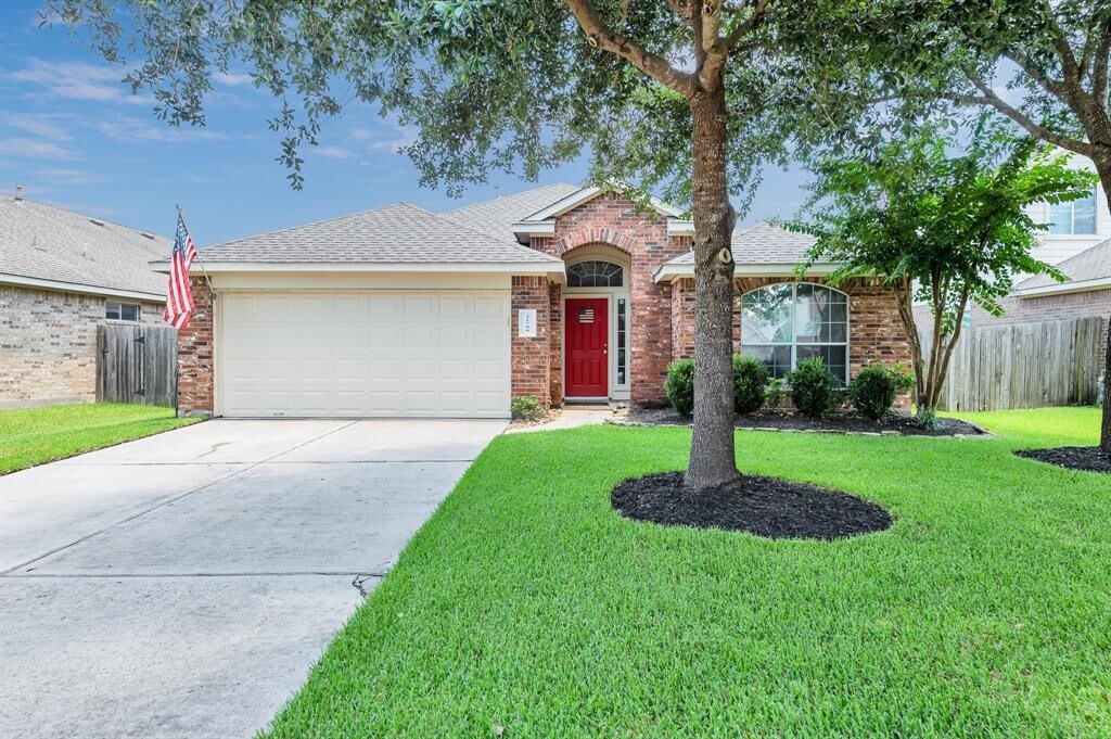 31706 Regal Park Ct, Conroe, TX 77385 House Rental in Conroe, TX