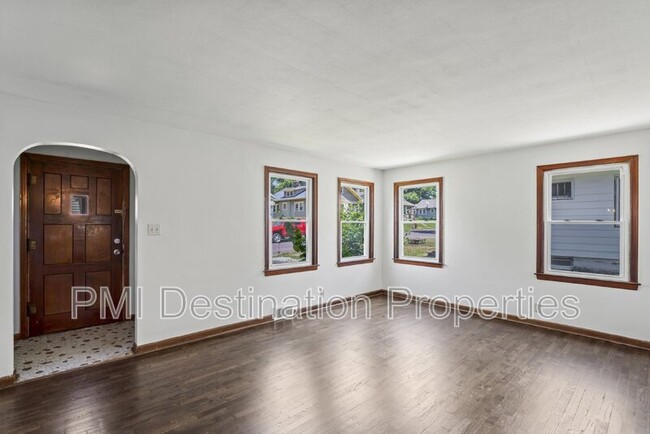 Foto del edificio - 1609 Oneida St