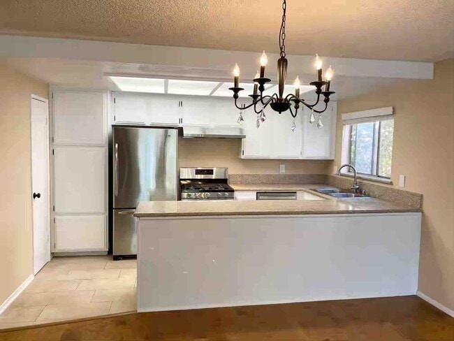 Building Photo - 505 N Louise St