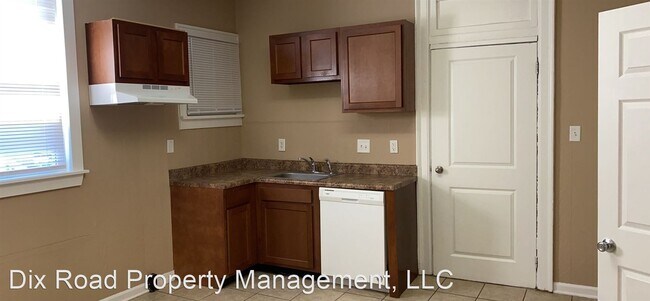 Building Photo - 4 br, 1 bath House - 2159 Elmo Avenue,