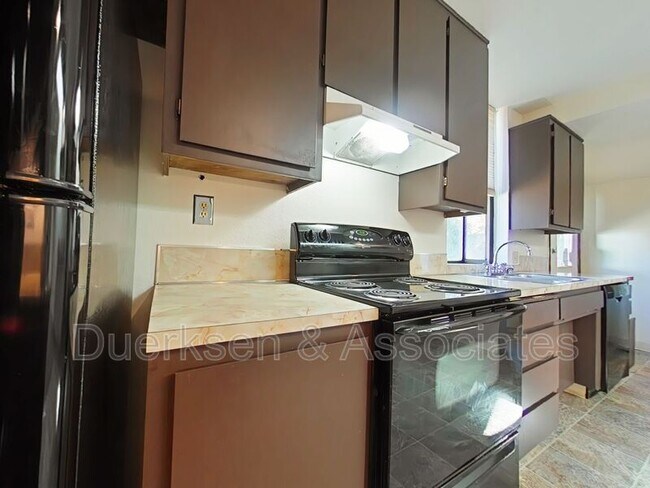 Foto del edificio - 715 SW 11th St