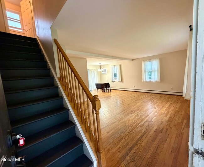 Building Photo - 79 Locust Grove Rd