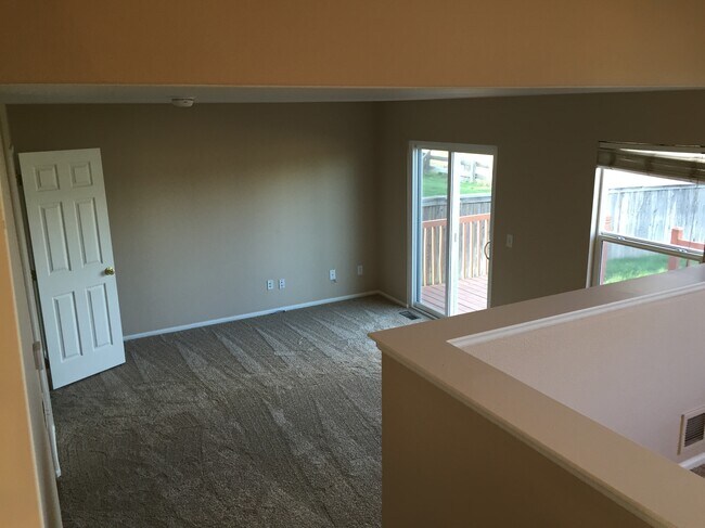 Building Photo - 9765 Gatesbury Circle