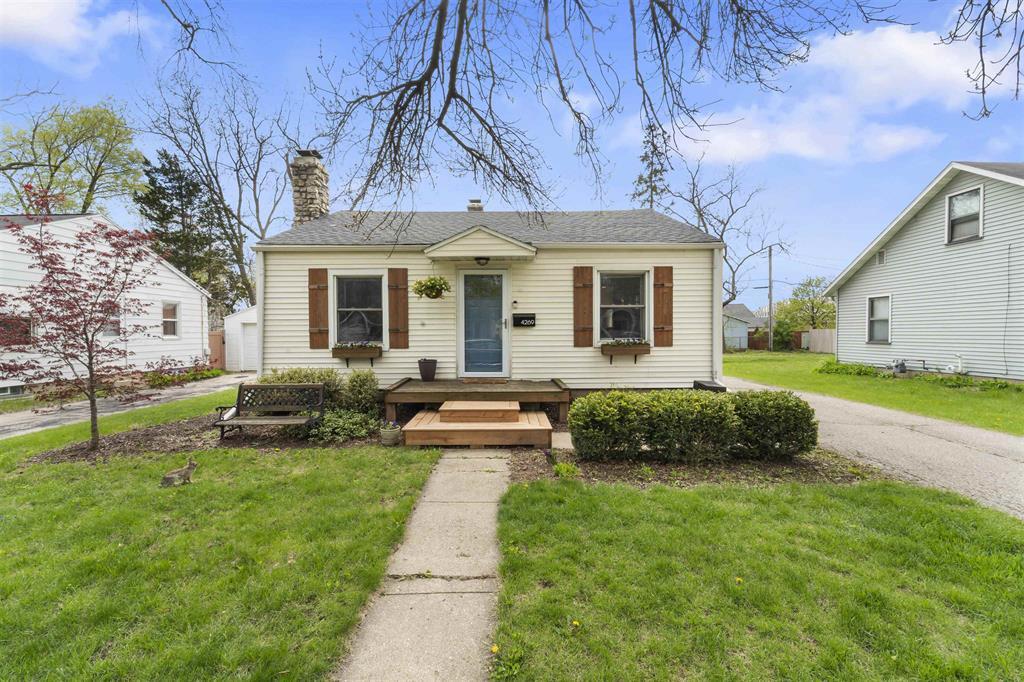 Foto principal - 4269 Doncaster Dr