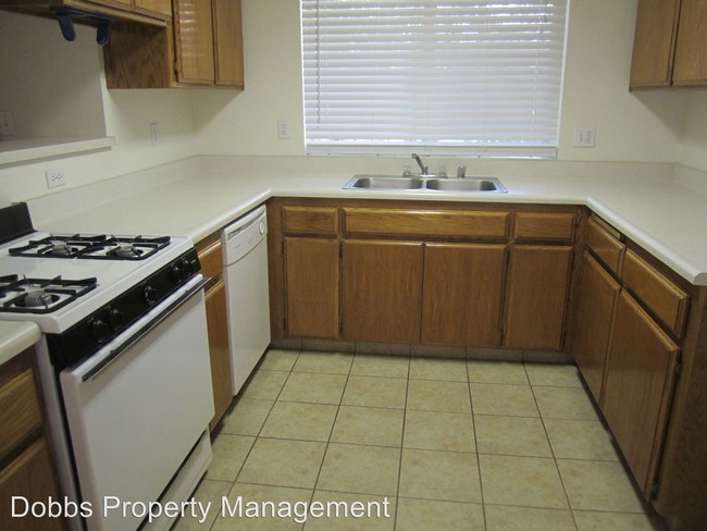 Building Photo - 9315 Thistlewood Ct