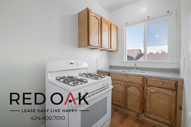 Building Photo - 2817 San Marino St