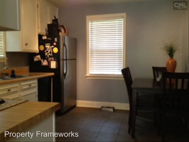 Building Photo - 2514 Treeside Dr