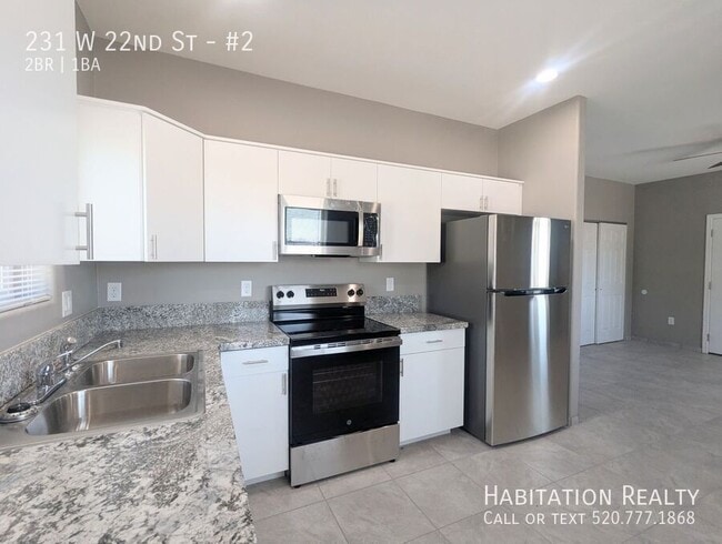 Photo - 231 W 22nd St Townhome
