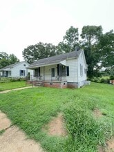 Building Photo - 321 Beauregard St