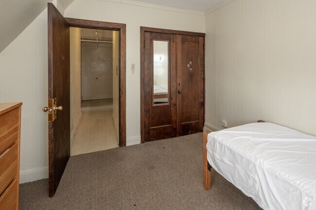 Compartido Estudio A-B - 5748 Blackstone