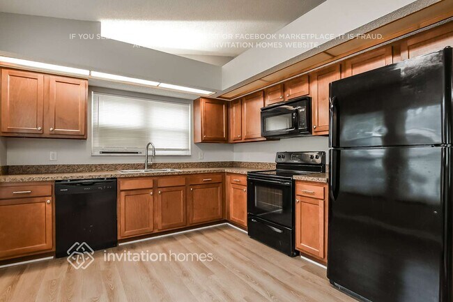 Foto del edificio - 130 Meadow Blvd