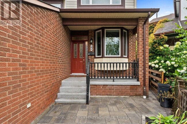 Building Photo - 22 Fireside Crescent