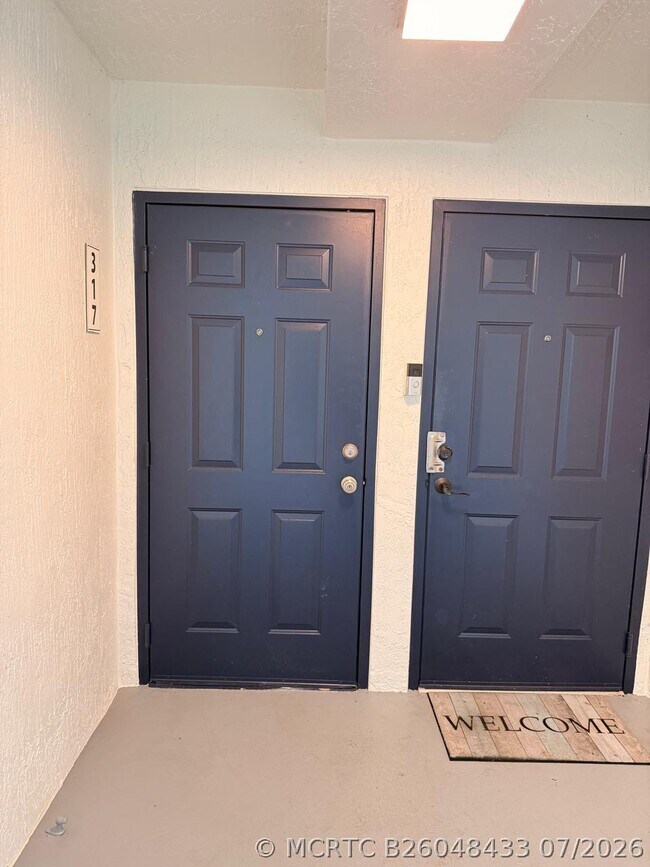 Foto del edificio - 317 Villa Cir