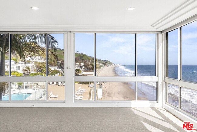 Foto del edificio - 22548 Pacific Coast Hwy