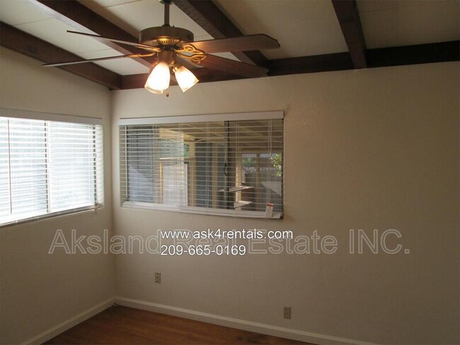 Foto del edificio - 1020 Fourth St