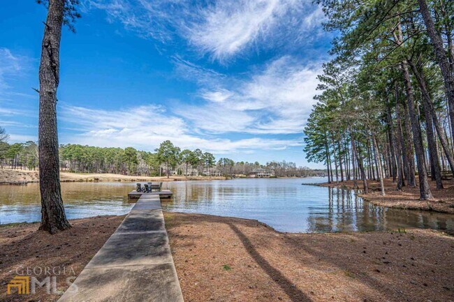 Building Photo - 1080 Tailwater