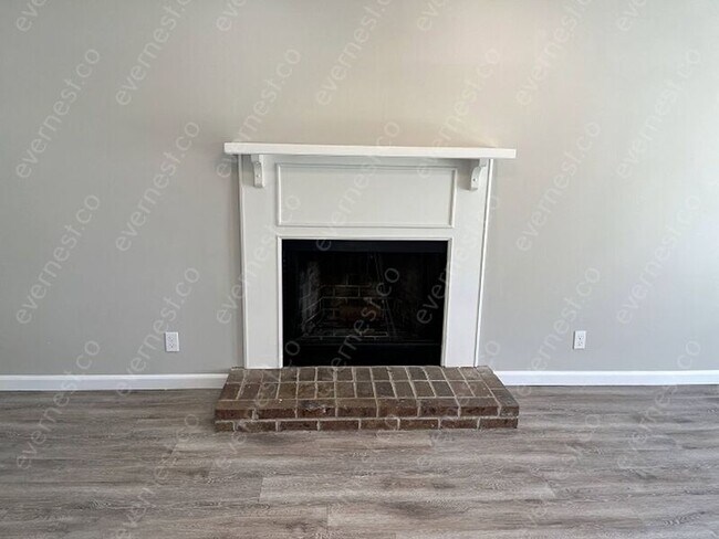 Building Photo - 901 Cimarron Ct
