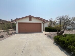 Building Photo - 3715 Stoneway Rd