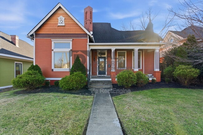 Photo - 1208 Woodland St House