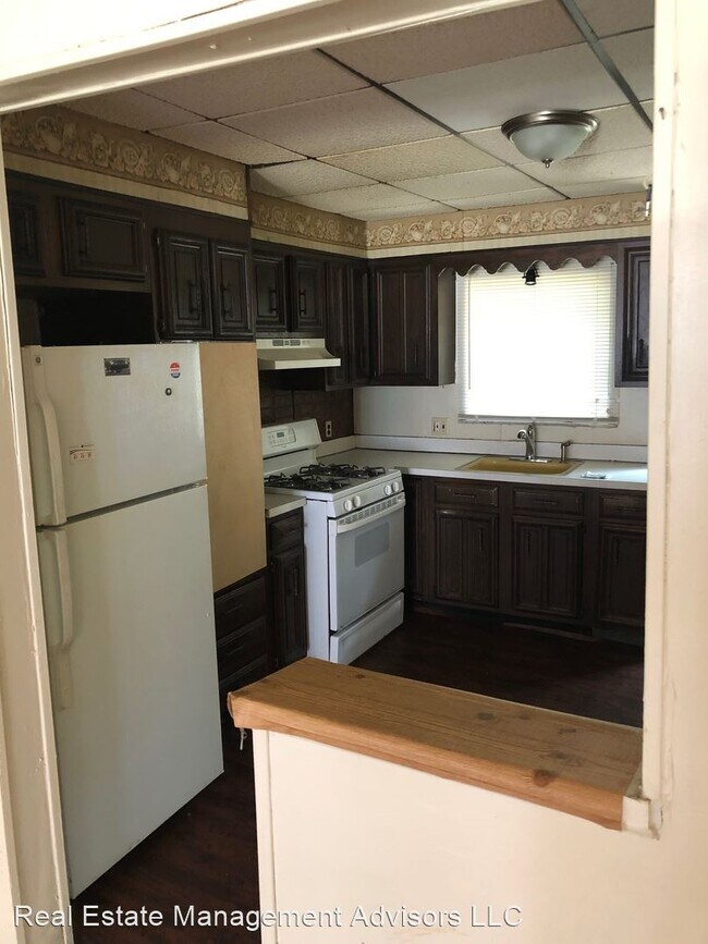 Foto del edificio - 3 br, 1 bath House - 1638 S Taney Street