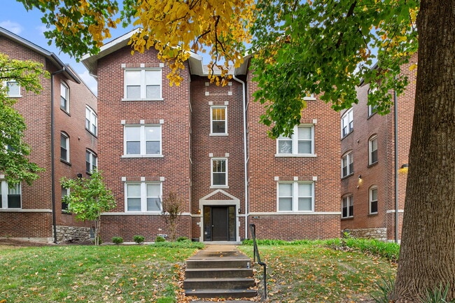 Building Photo - 6615 Kingsbury Blvd