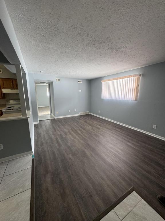 Building Photo - 3893 Bennett Rd