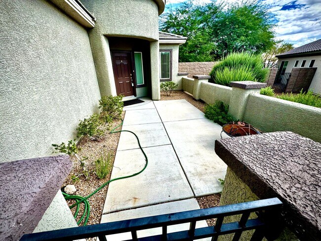 Building Photo - *VERY NICE SINGLE STORY HOME IN "ANTHEM HI...