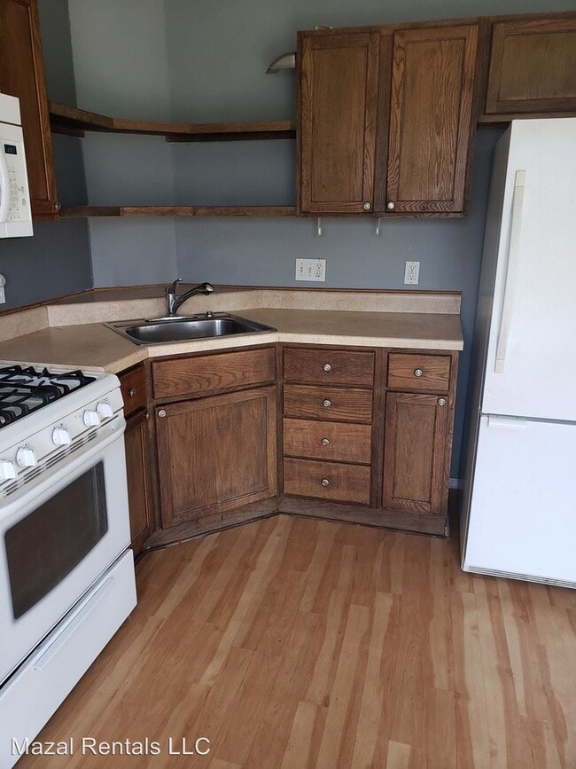 Building Photo - 3 br, 2 bath House - 712 E 18th Street