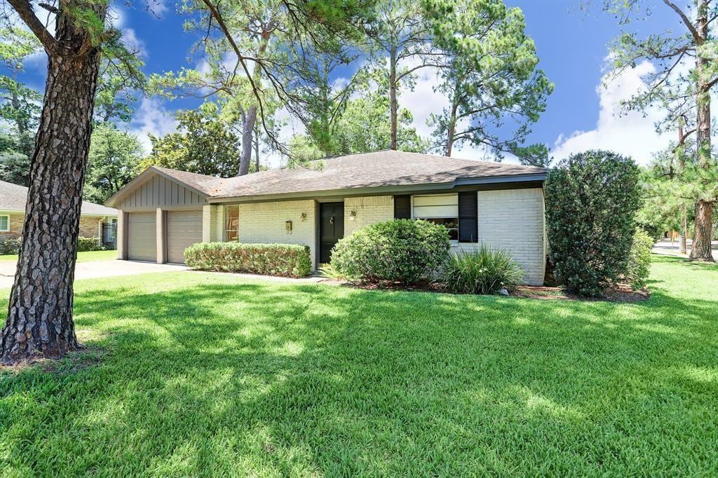 Primary Photo - 14002 Woodthorpe Ln