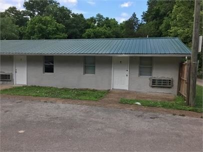 Building Photo - 610 Lester Rd