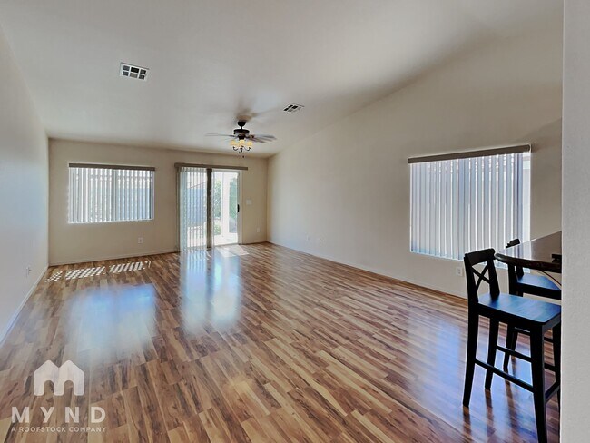 Building Photo - 5110 Stone Cove St