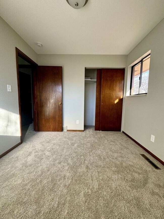 Foto del edificio - One-Bedroom for rent in charming single-family home located in Longmont, CO!