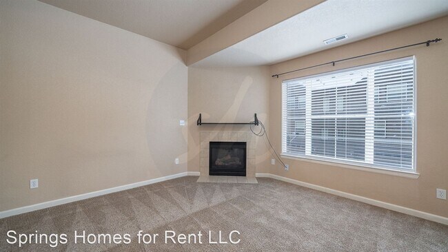 Building Photo - 3 br, 2 bath House - 1060 Kara Ridge Pt