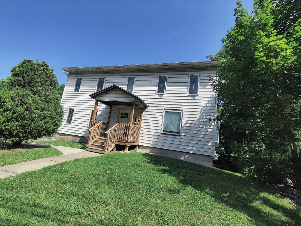 Primary Photo - 145 Floral Ave