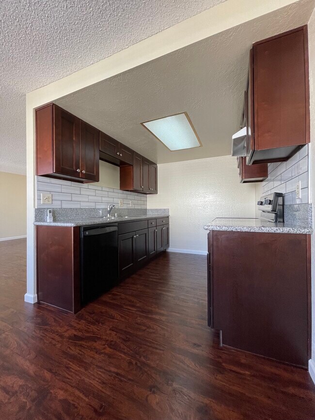 Foto del edificio - 529 N Lincoln Ave