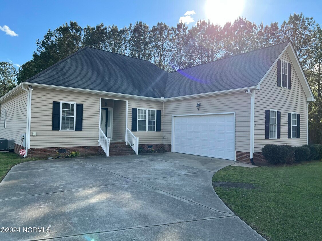 2704 Millhaven Ct W, Wilson, NC 27893 House Rental in Wilson, NC