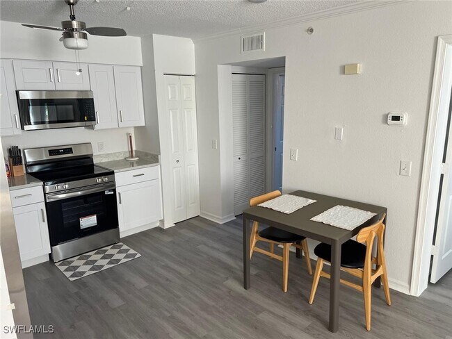 Foto del edificio - 8687 River Homes Lane