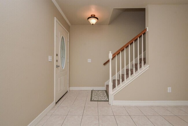 Building Photo - 2943 Fort Stockton Dr