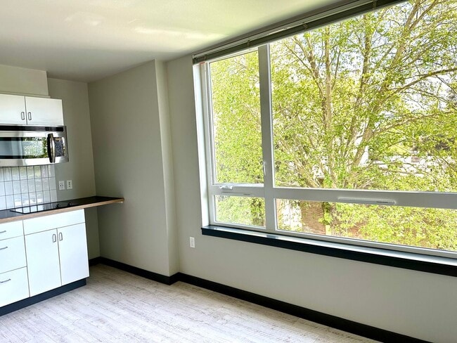 Interior Photo - Modern Studio in the Heart of Capitol Hill