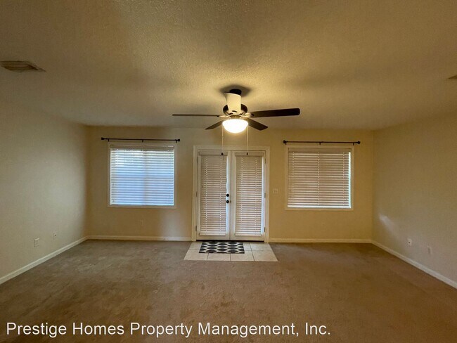 Foto del edificio - 3 br, 2.5 bath House - 302 Ridgeway Drive