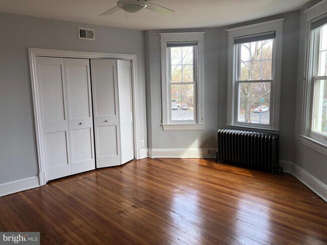 Foto del edificio - 265 Kentucky Ave SE