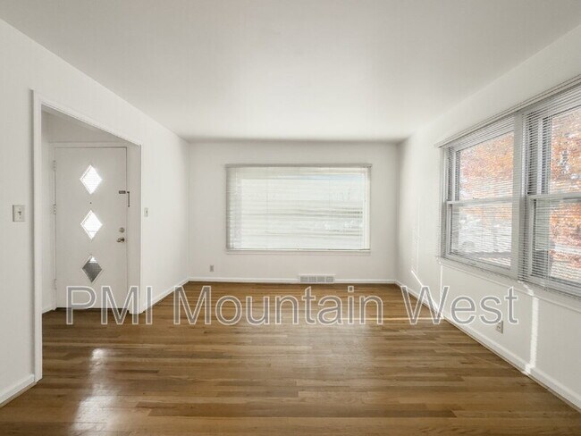 Foto del edificio - 2141 S 1700 E