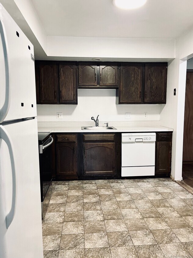 80 Claudia Dr Unit APT 262, West Haven, CT 06516 Condo for Rent in