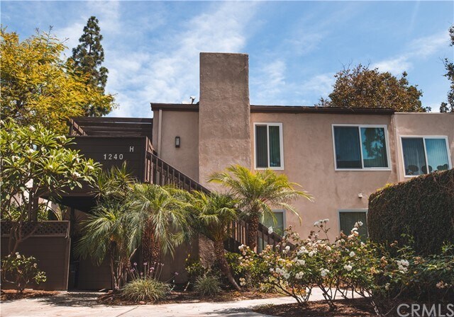 Building Photo - 1240 Cabrillo Park Dr