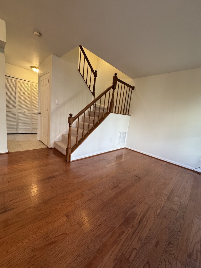 Building Photo - 6091 Netherton St