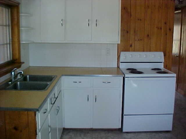 Building Photo - 13 Kenchar Ln
