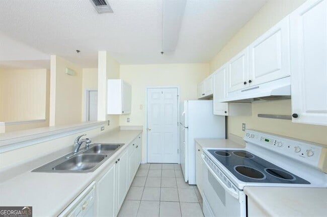 Building Photo - 709 Spring Heights Ln