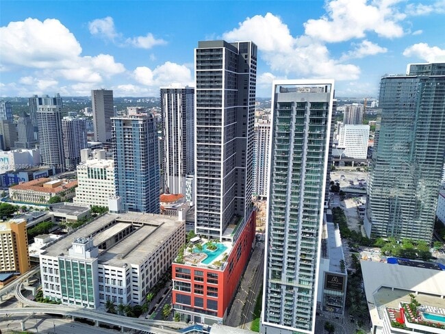 Foto del edificio - 159 NE 6th St